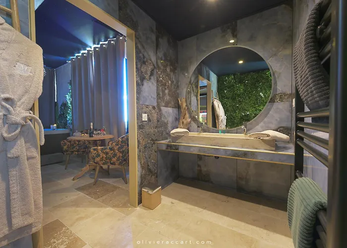 Hôtel accueillant les animaux: Chambres d'hôtes La Mascrabiere BED&SPA